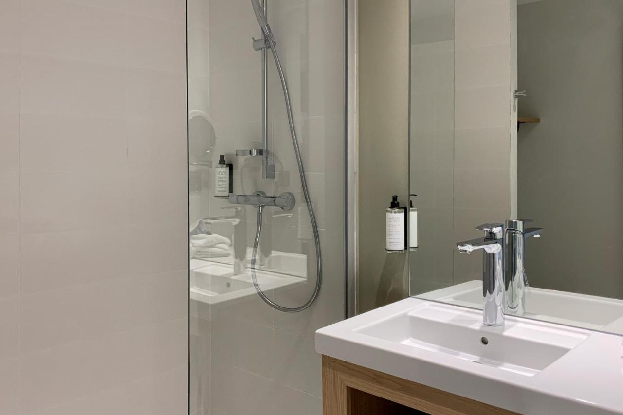 Hotel Akena Troyes - La Chapelle St-Luc Les Noes-pres-Troyes 外观 照片